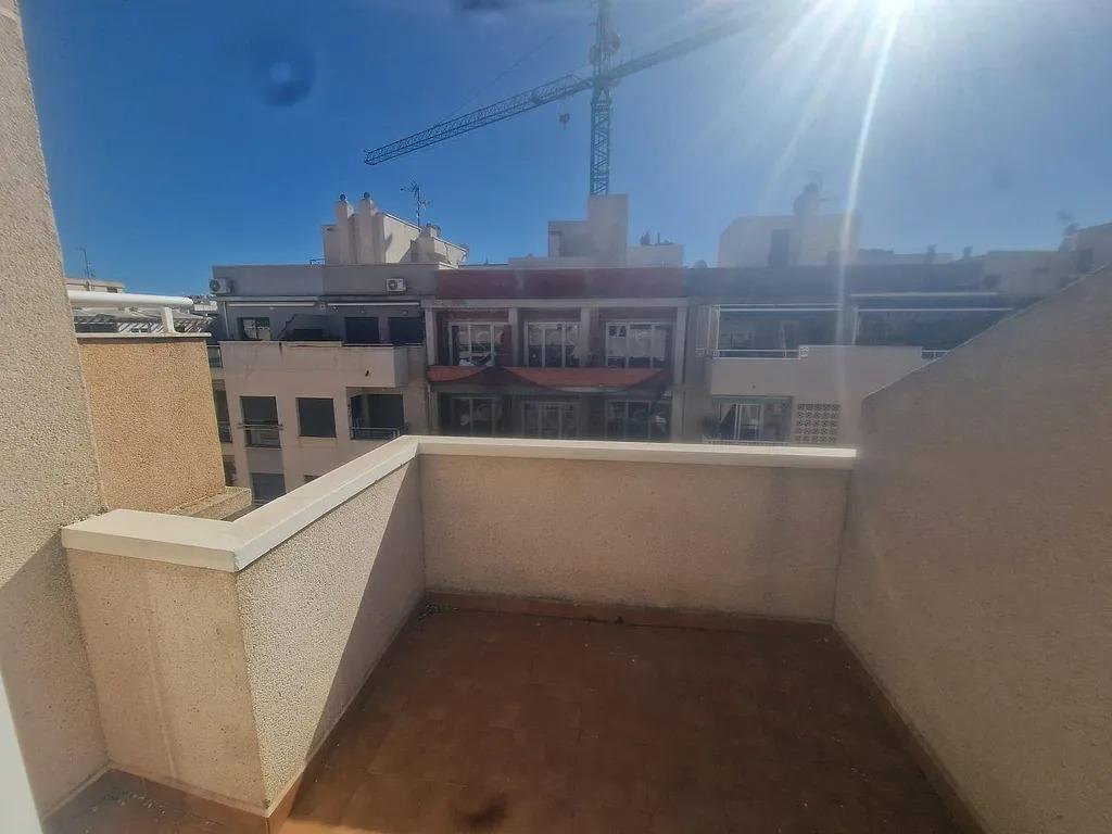 2 Bed, 1 Bath, ApartmentFor Sale, Torrevieja, Alicante