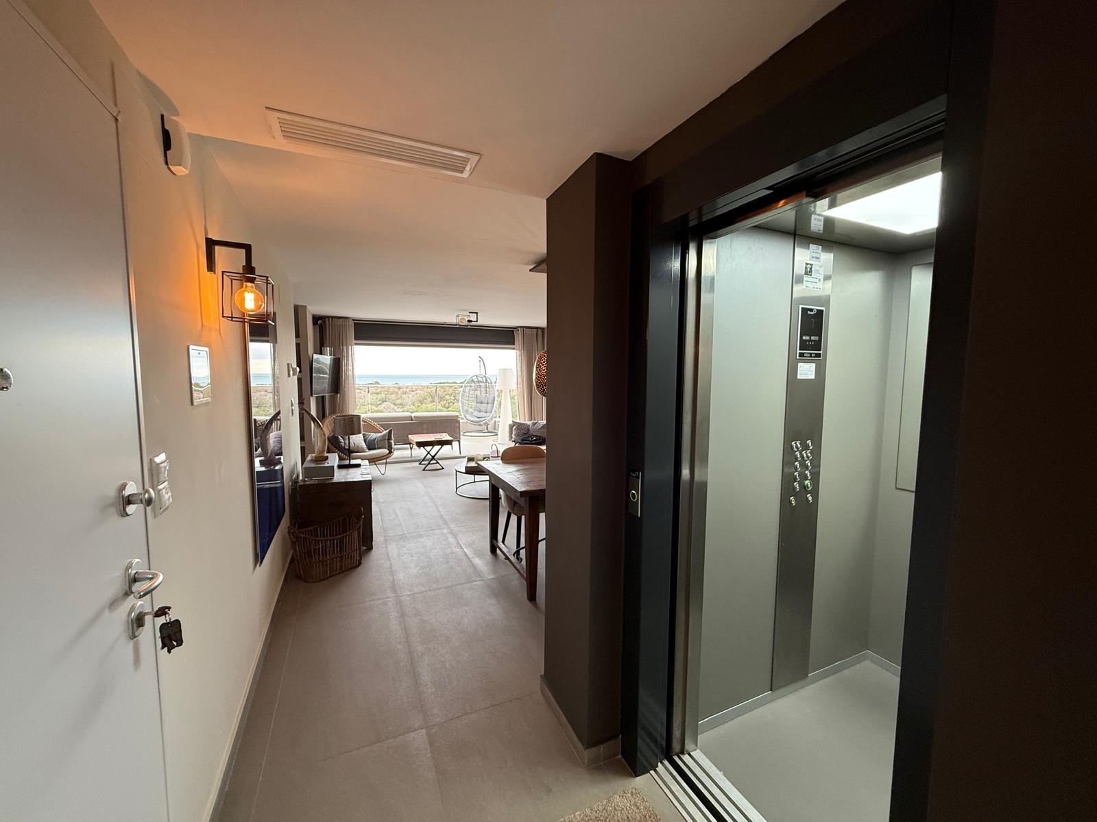 3 Bed, 2 Bath, ApartmentFor Sale, Guardamar Del Segura, Alicante