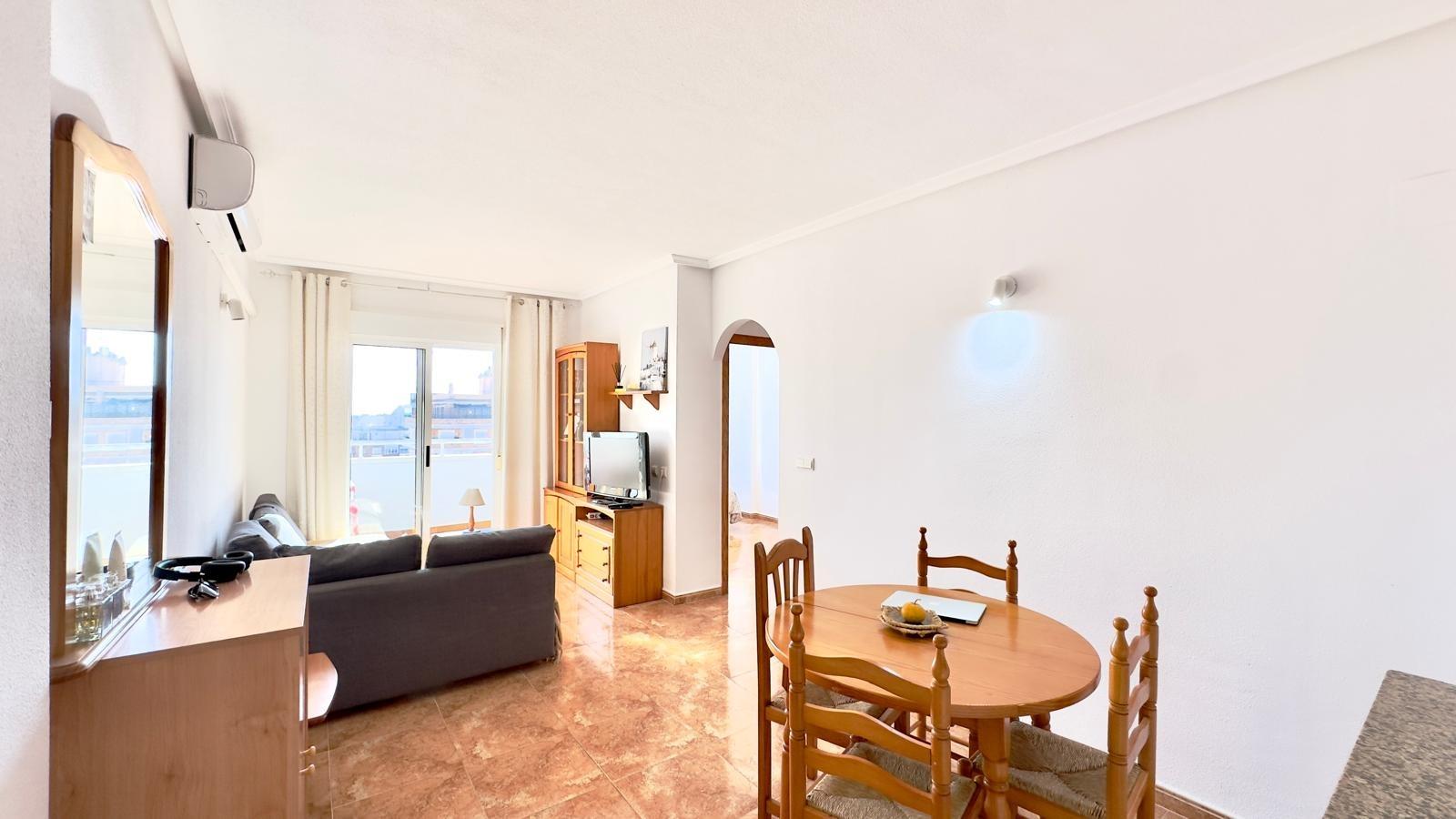 2 Bed, 1 Bath, ApartmentFor Sale, Torrevieja, Alicante