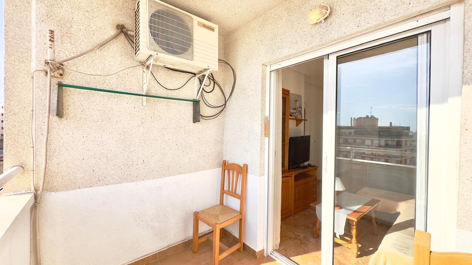 2 Bed, 1 Bath, ApartmentFor Sale, Torrevieja, Alicante