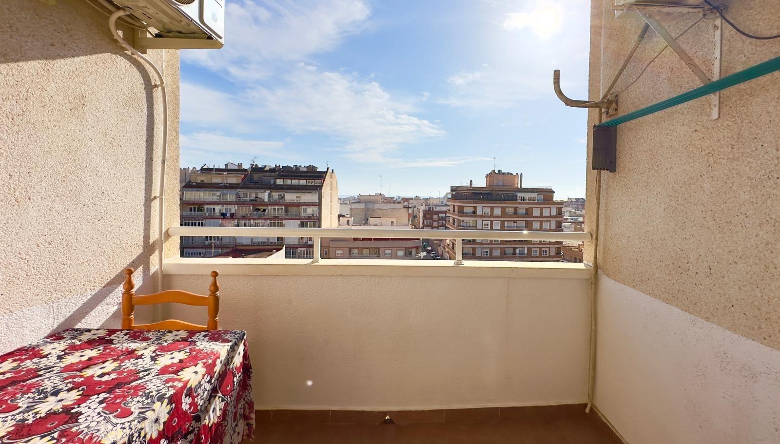 2 Bed, 1 Bath, ApartmentFor Sale, Torrevieja, Alicante