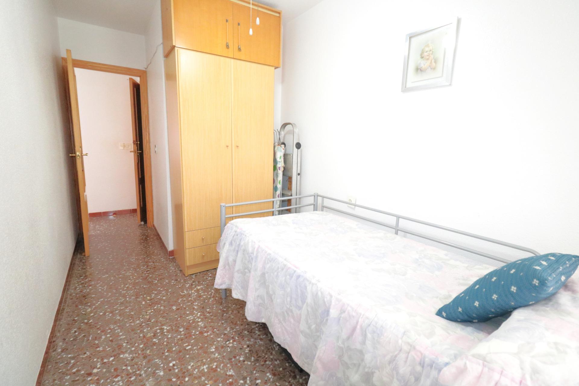 3 Bed, 1 Bath, ApartmentFor Sale, Torrevieja, Alicante