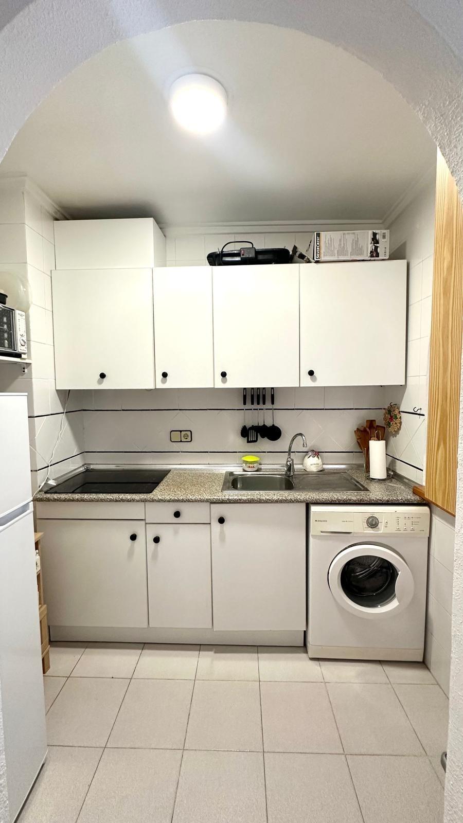 2 Bed, 1 Bath, ApartmentFor Sale, Torrevieja, Alicante