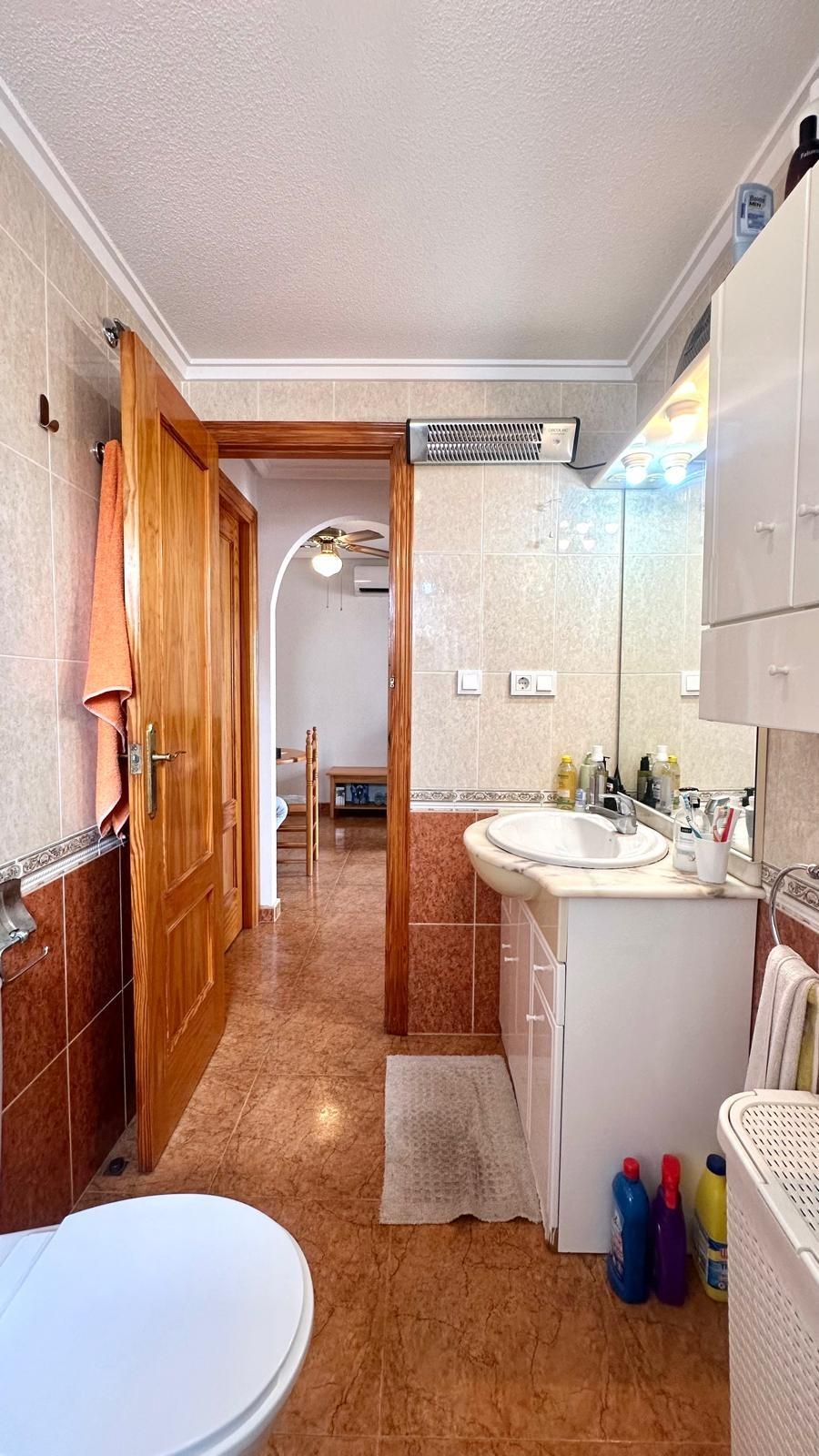 2 Bed, 1 Bath, ApartmentFor Sale, Torrevieja, Alicante