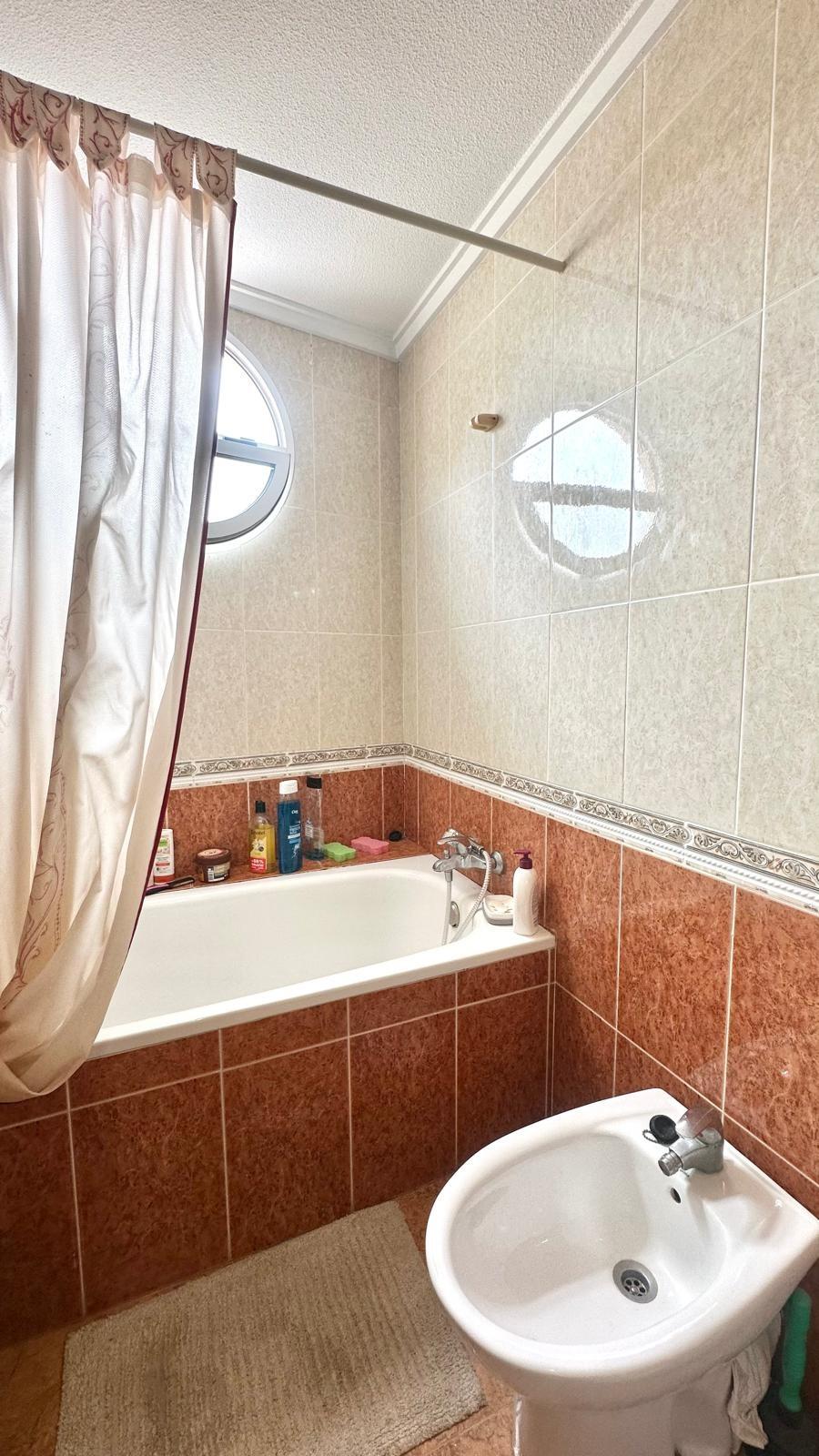 2 Bed, 1 Bath, ApartmentFor Sale, Torrevieja, Alicante