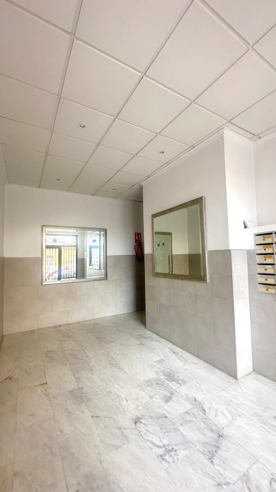 2 Bed, 1 Bath, ApartmentFor Sale, Torrevieja, Alicante