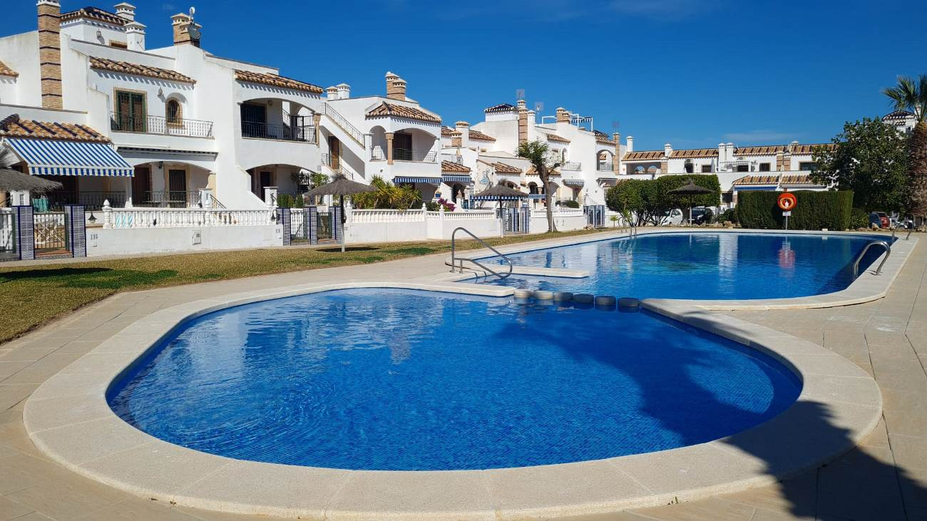 2 Bed, 2 Bath, ApartmentFor Sale, Villamartin, Alicante