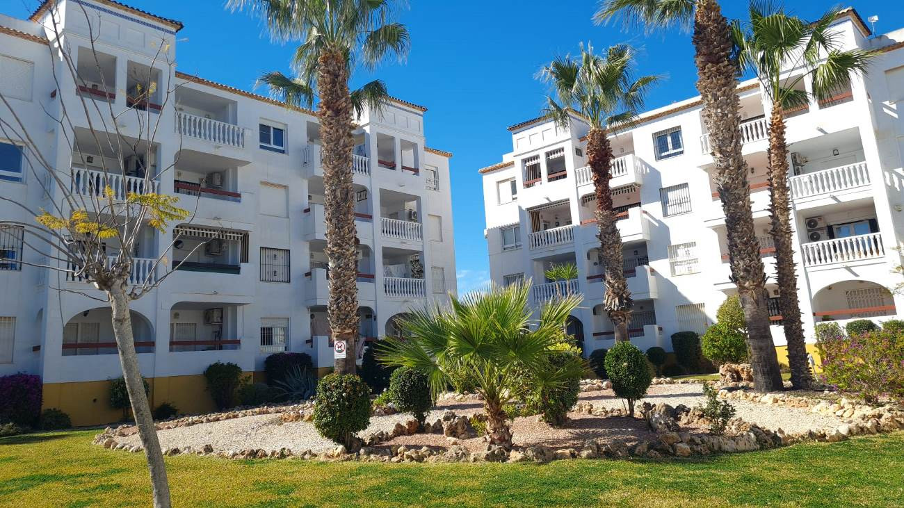2 Bed, 2 Bath, ApartmentFor Sale, Villamartin, Alicante