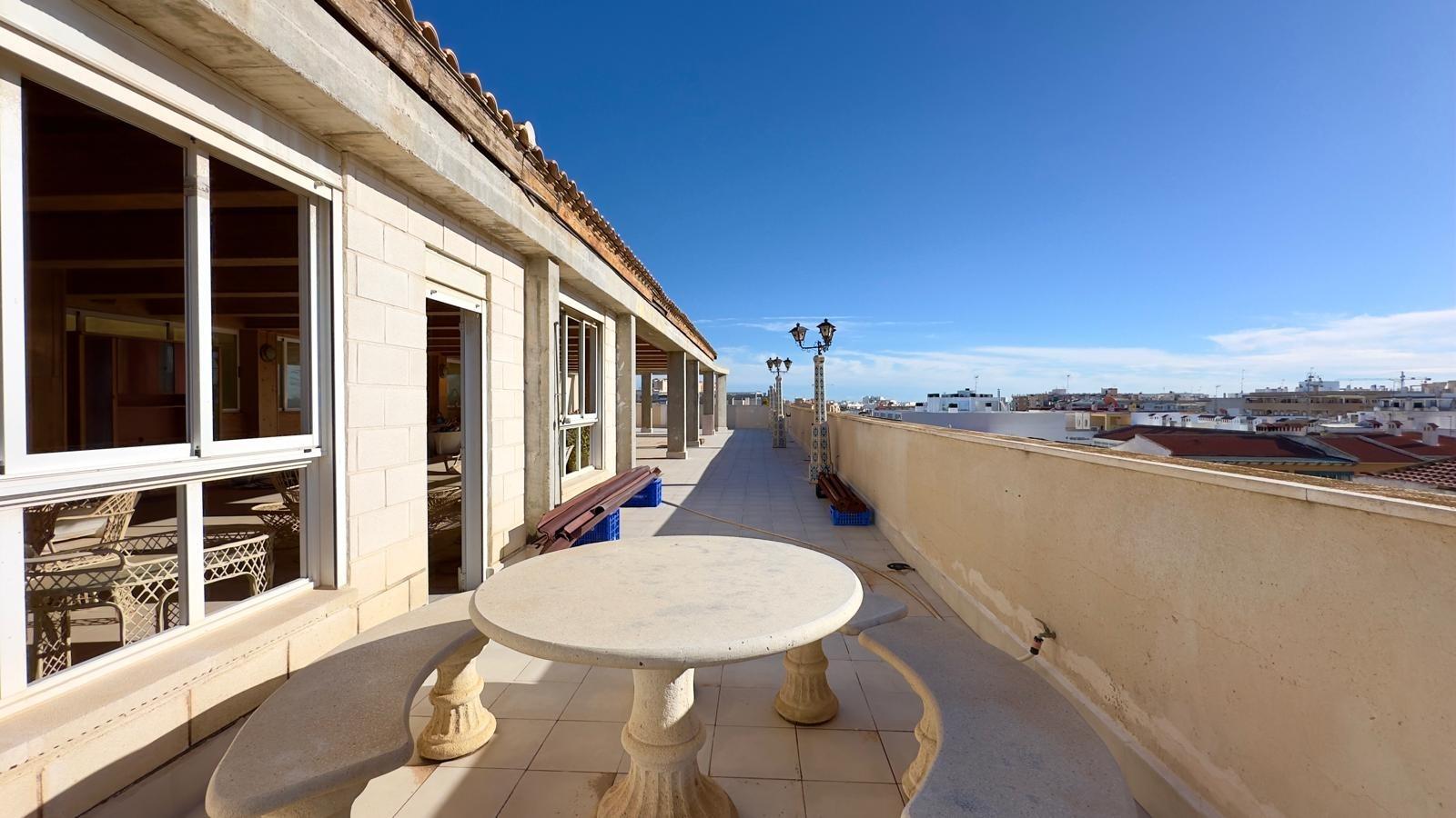 2 Bed, 2 Bath, ApartmentFor Sale, Torrevieja, Alicante