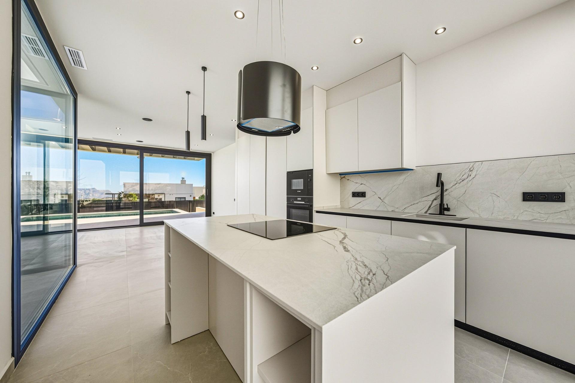 4 Bed, 4 Bath, HouseFor Sale, Polop, Alicante