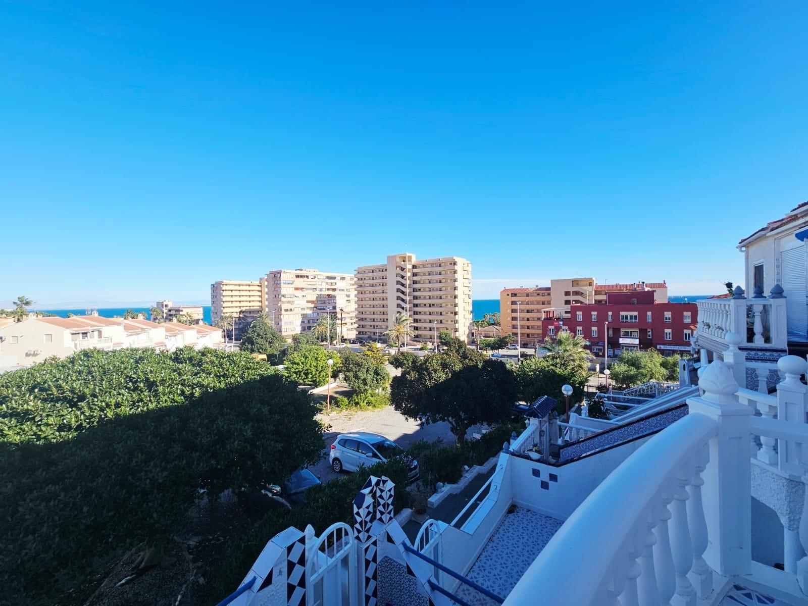 3 Bed, 2 Bath, ApartmentFor Sale, Torrevieja, Alicante