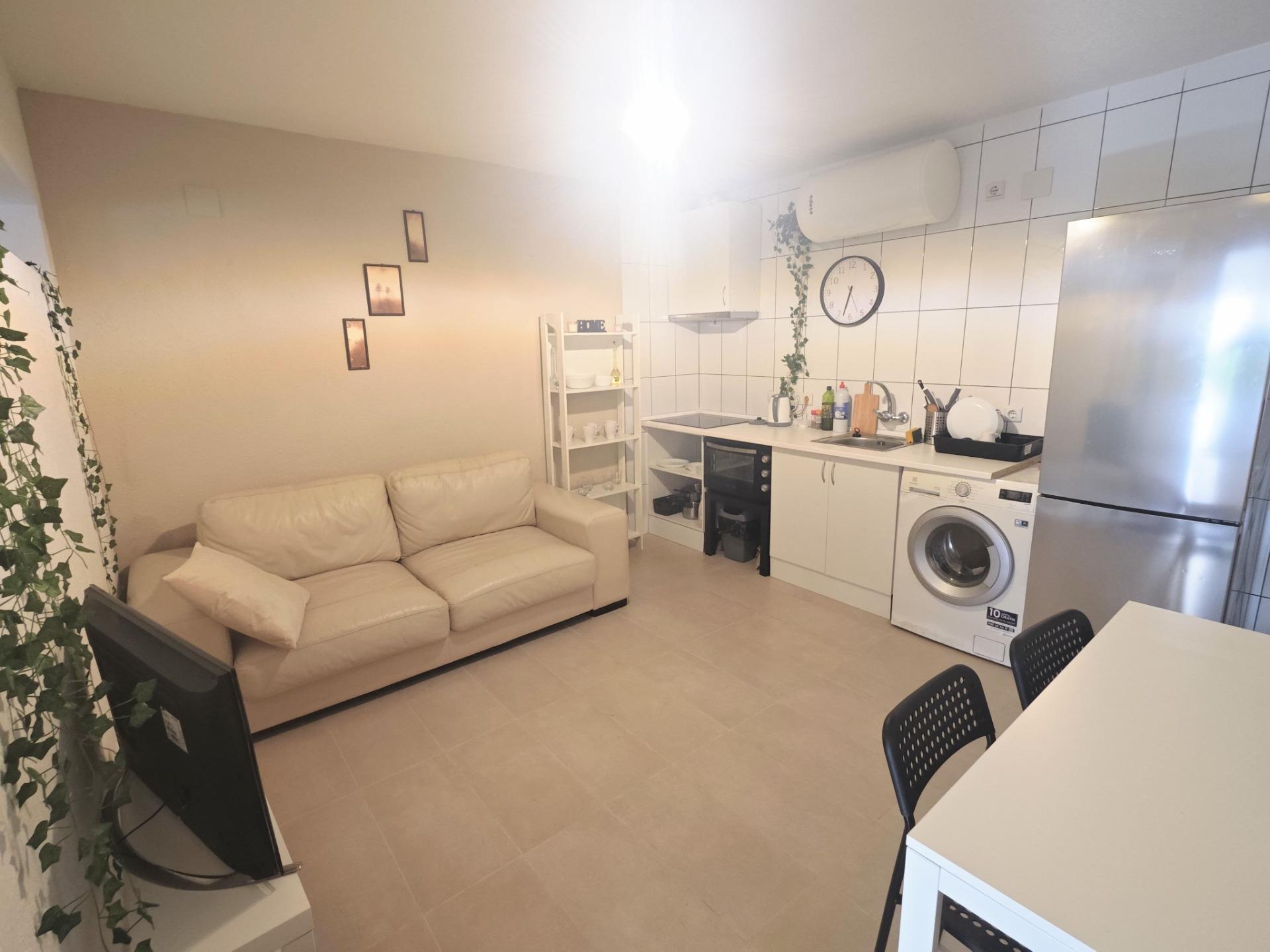 2 Bed, 1 Bath, HouseFor Sale, Torrevieja, Alicante