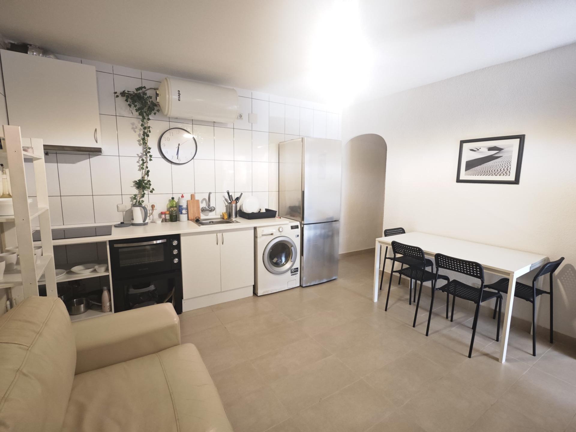 2 Bed, 1 Bath, HouseFor Sale, Torrevieja, Alicante