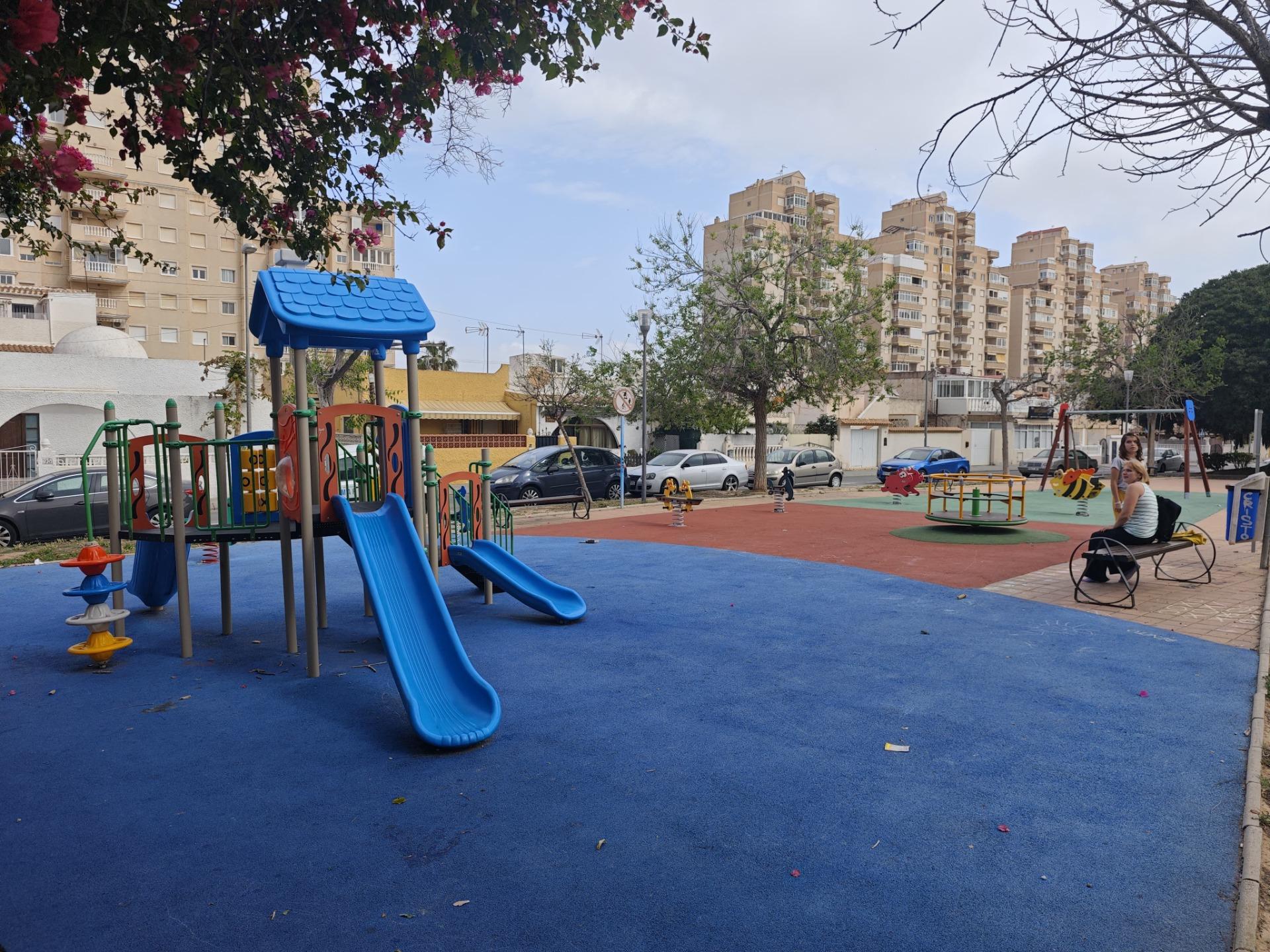 2 Bed, 1 Bath, HouseFor Sale, Torrevieja, Alicante