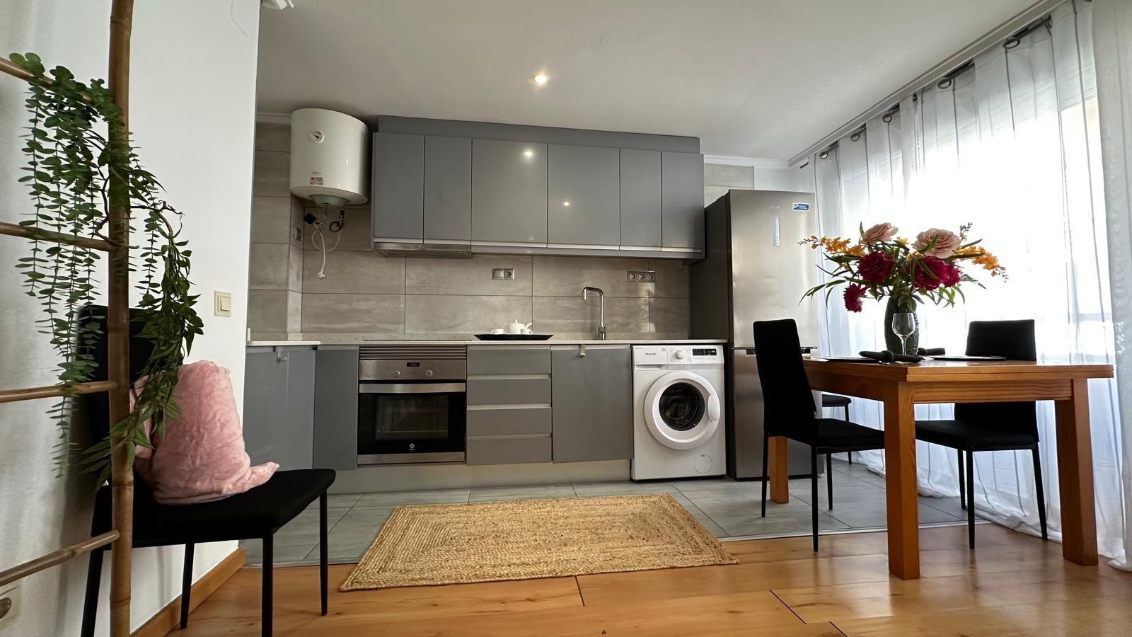 2 Bed, 1 Bath, ApartmentFor Sale, Torrevieja, Alicante