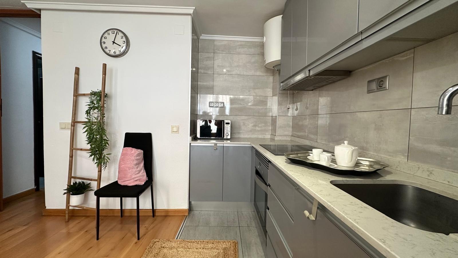 2 Bed, 1 Bath, ApartmentFor Sale, Torrevieja, Alicante