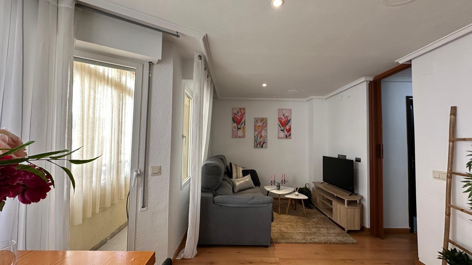 2 Bed, 1 Bath, ApartmentFor Sale, Torrevieja, Alicante