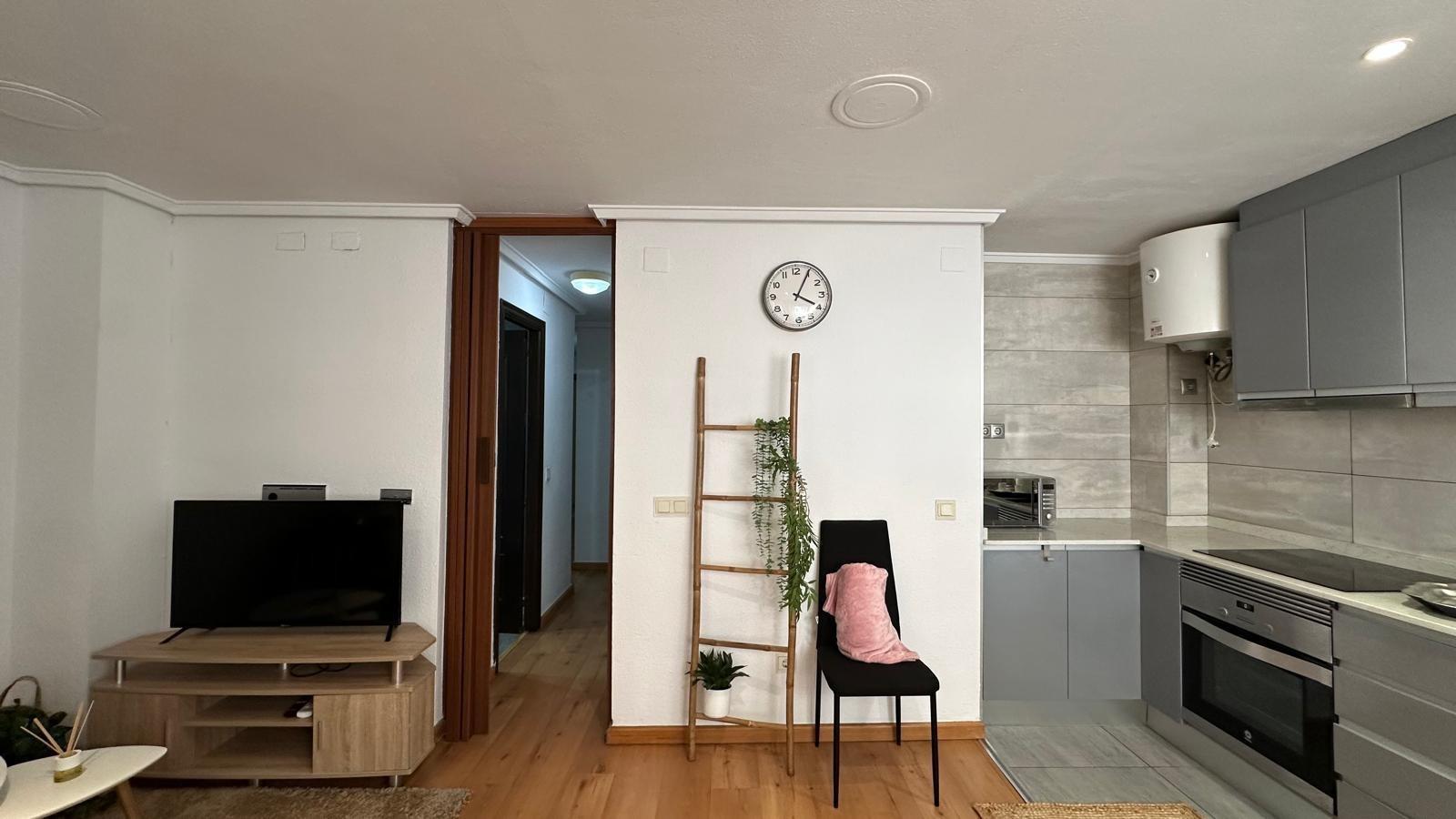 2 Bed, 1 Bath, ApartmentFor Sale, Torrevieja, Alicante