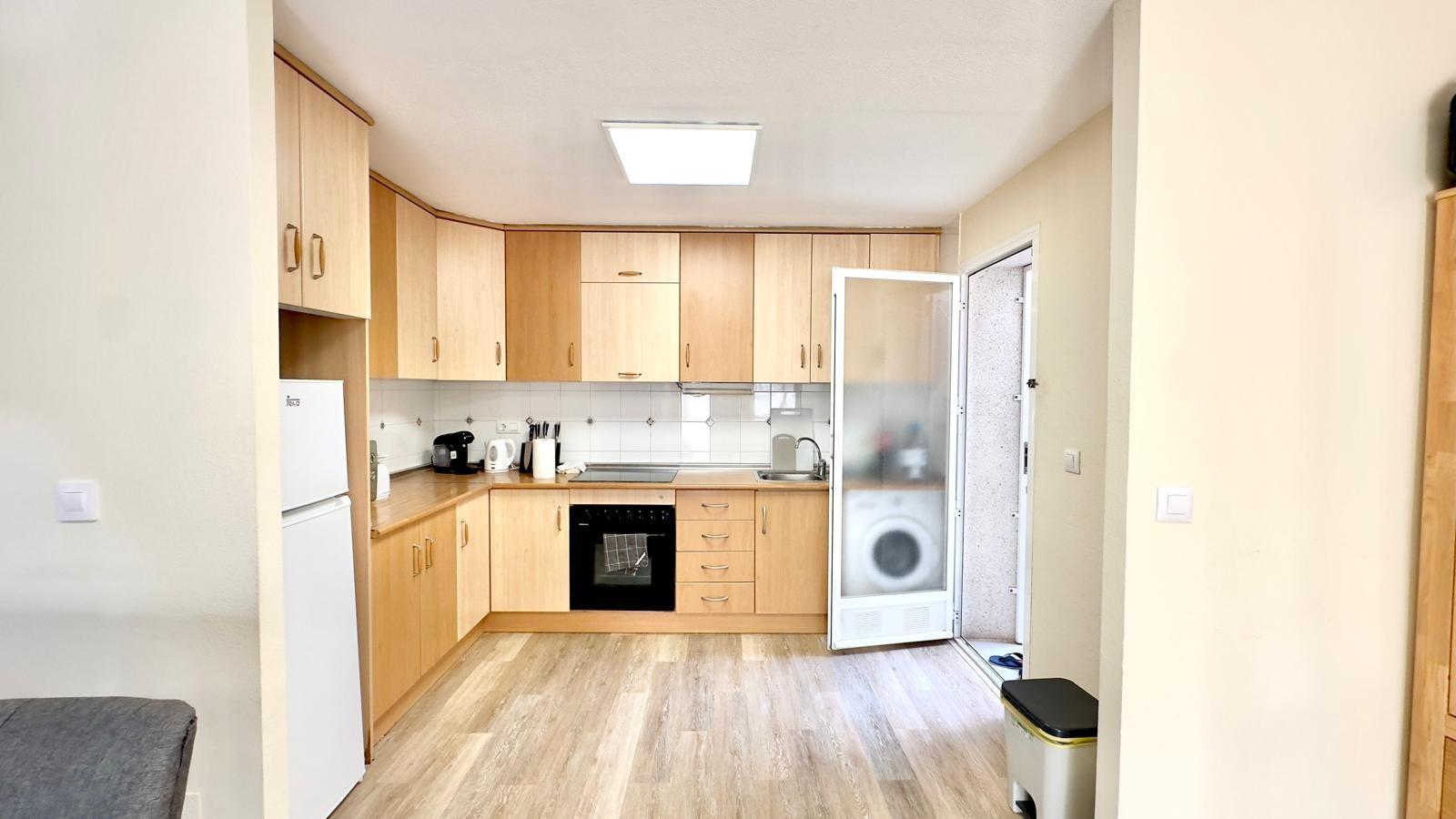 2 Bed, 1 Bath, HouseFor Sale, Torrevieja, Alicante