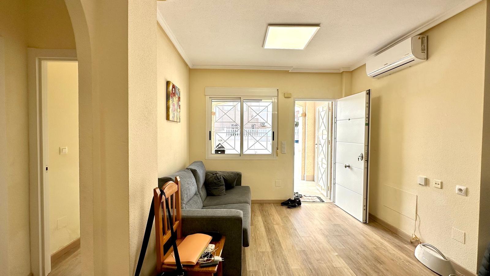 2 Bed, 1 Bath, HouseFor Sale, Torrevieja, Alicante