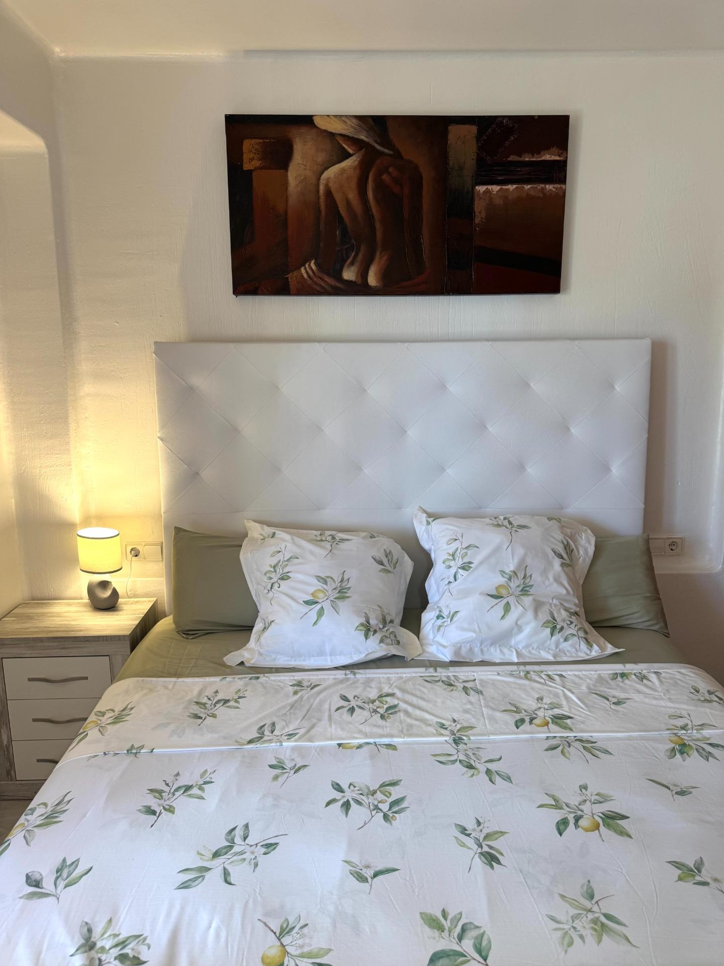 3 Bed, 2 Bath, ApartmentFor Sale, Torrevieja, Alicante