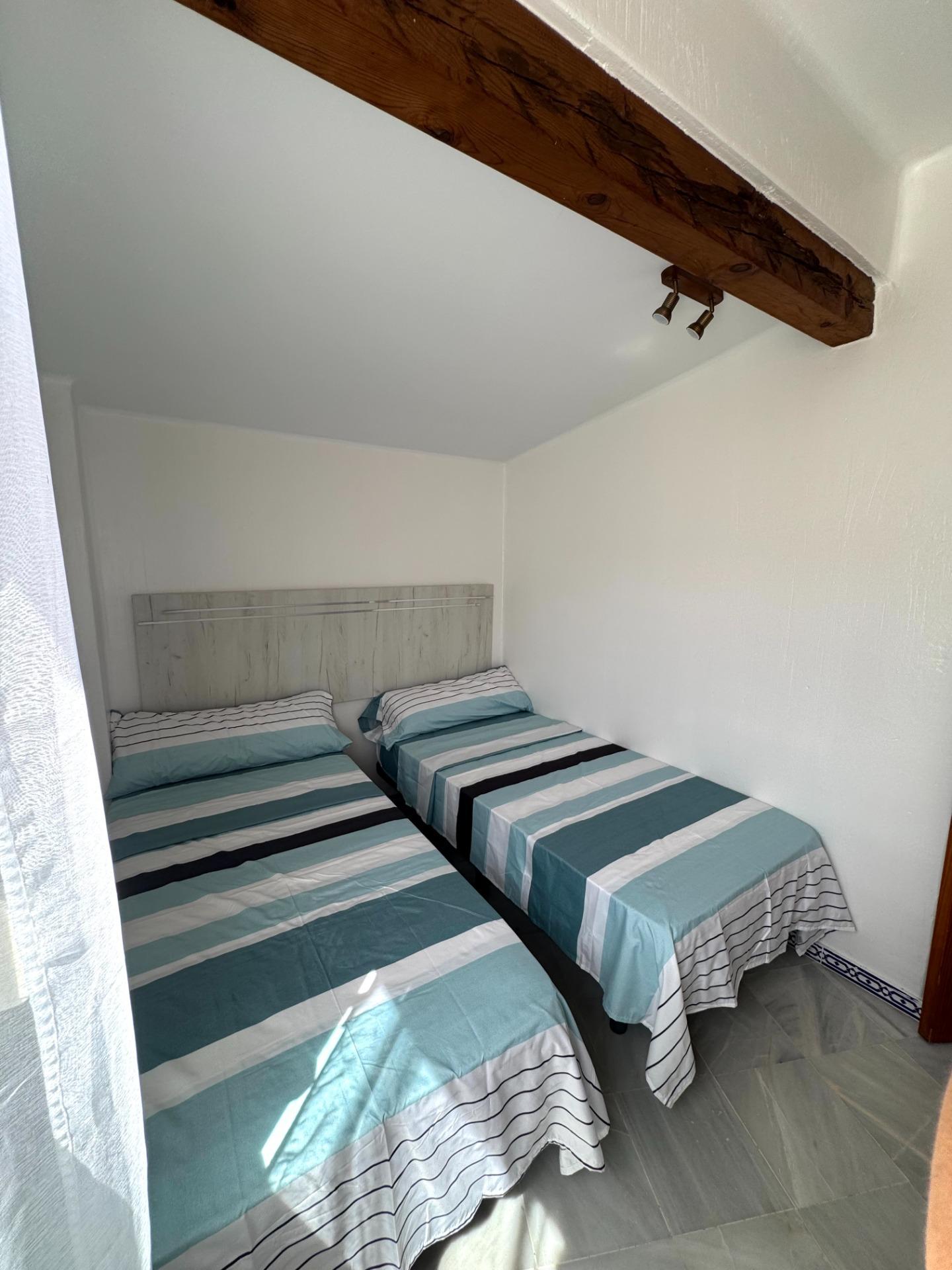 3 Bed, 2 Bath, ApartmentFor Sale, Torrevieja, Alicante