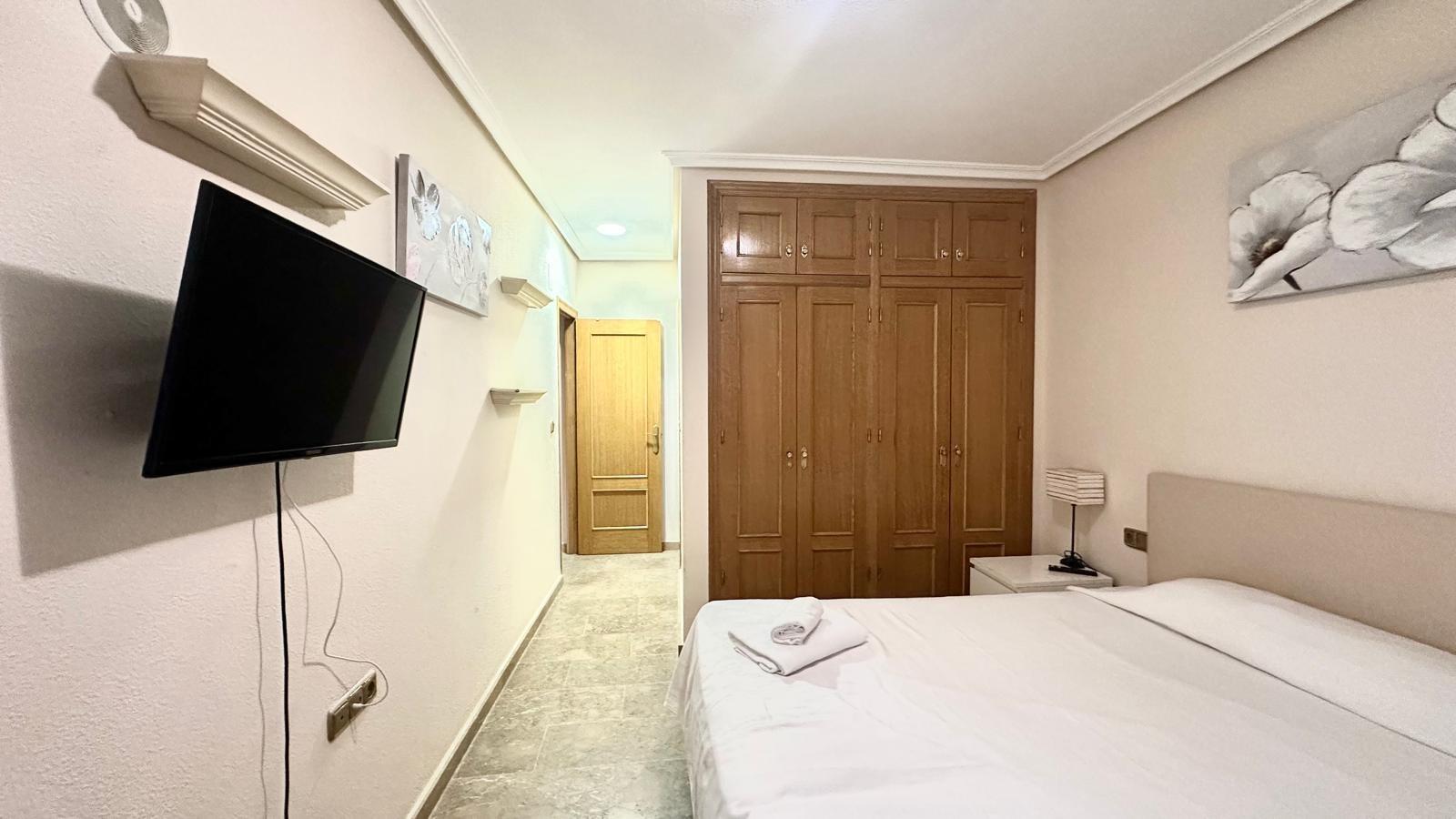 3 Bed, 2 Bath, ApartmentFor Sale, Torrevieja, Alicante