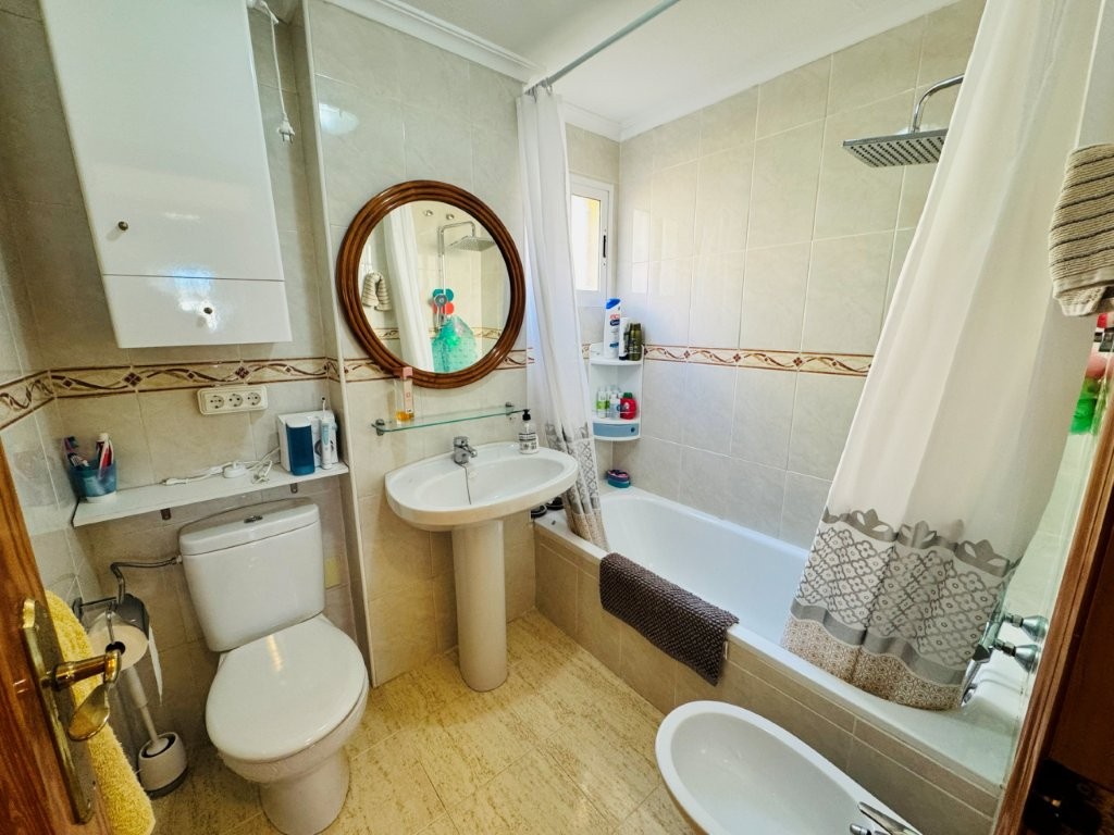 2 Bed, 1 Bath, ApartmentFor Sale, La Mata, Alicante