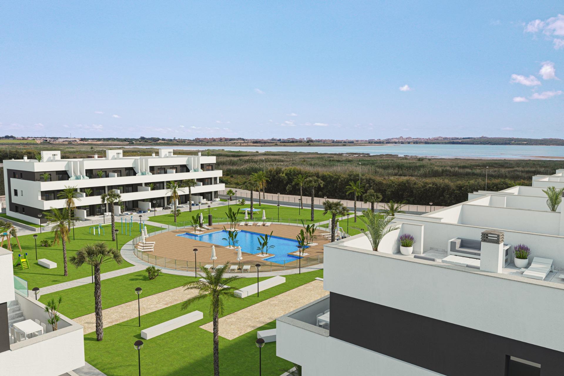 3 Bed, 2 Bath, ApartmentFor Sale, Guardamar Del Segura, Alicante