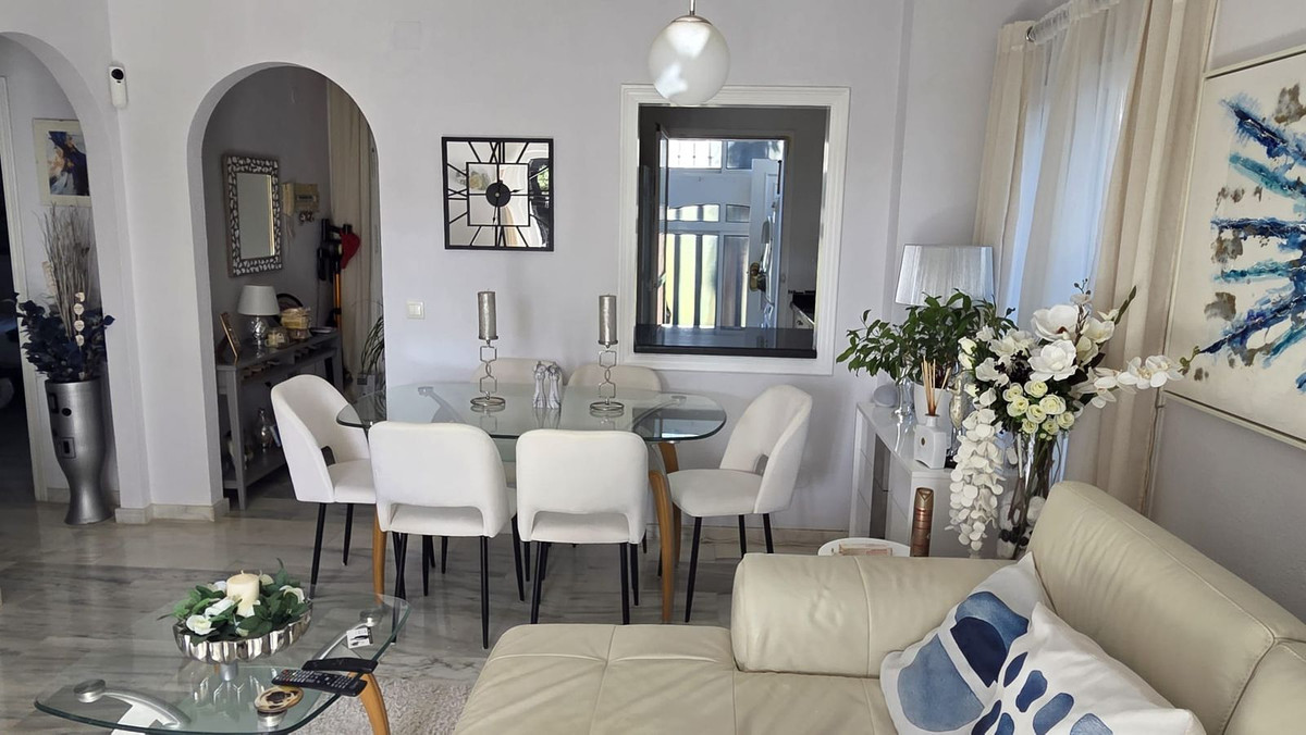 2 Bed, 2 Bath, ApartmentFor Sale, Riviera Del Sol, Malaga