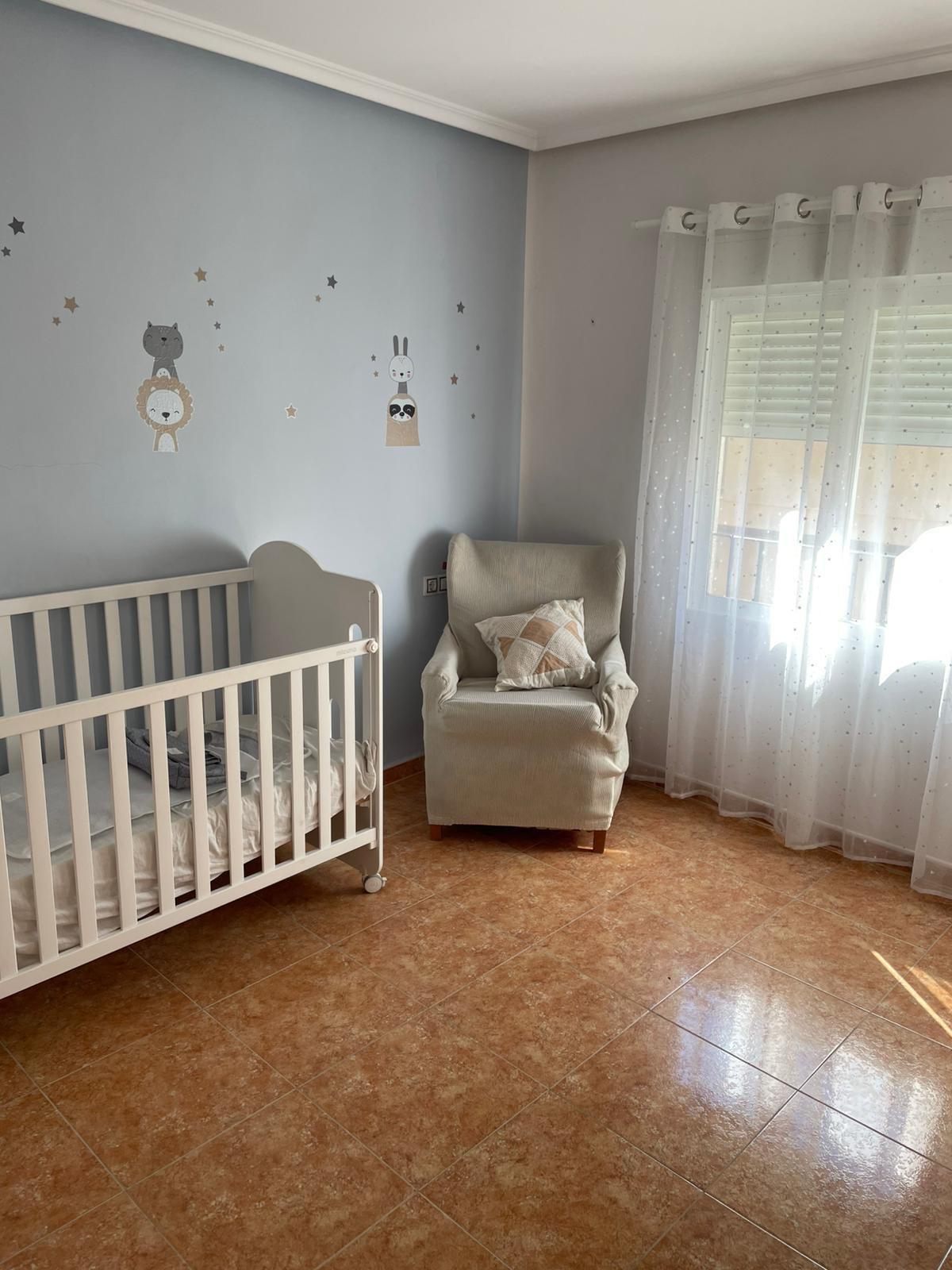 4 Bed, 2 Bath, ApartmentFor Sale, Albatera, Alicante