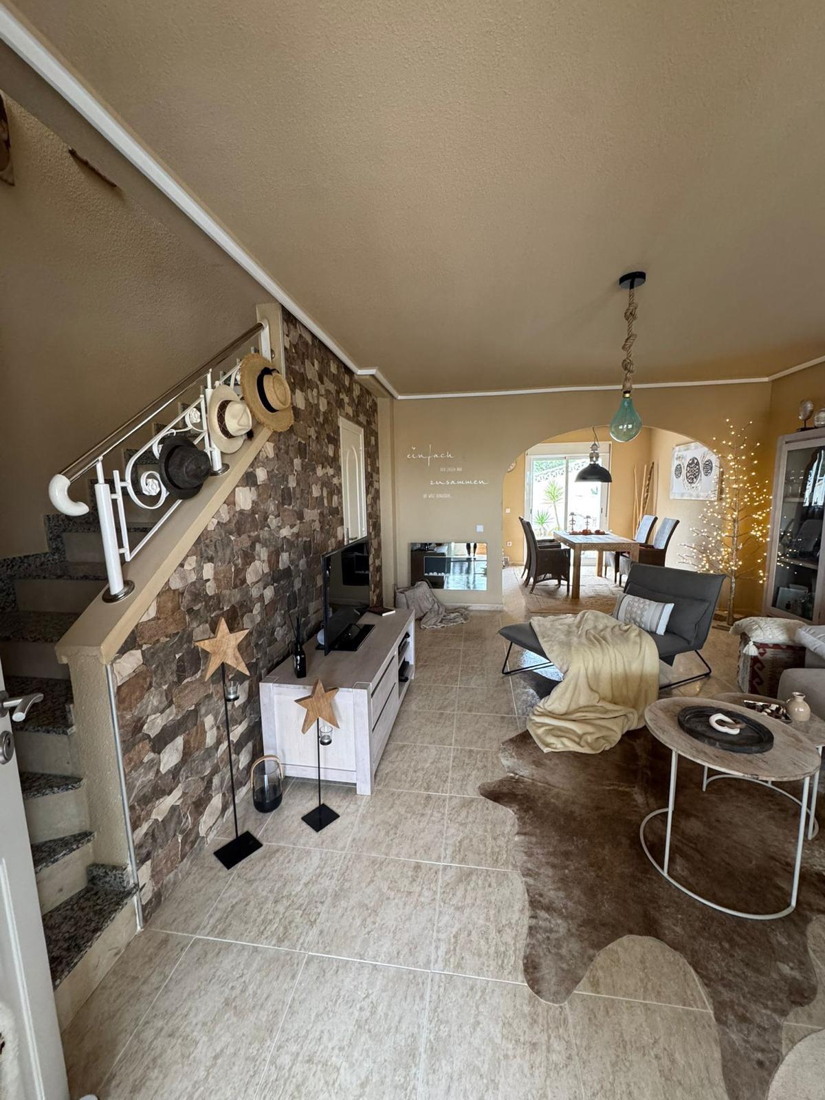 3 Bed, 2 Bath, HouseFor Sale, Rojales, Alicante