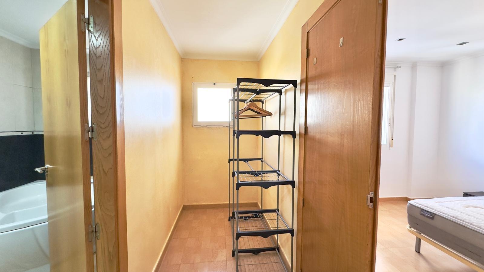 3 Bed, 1 Bath, ApartmentFor Sale, Torrevieja, Alicante