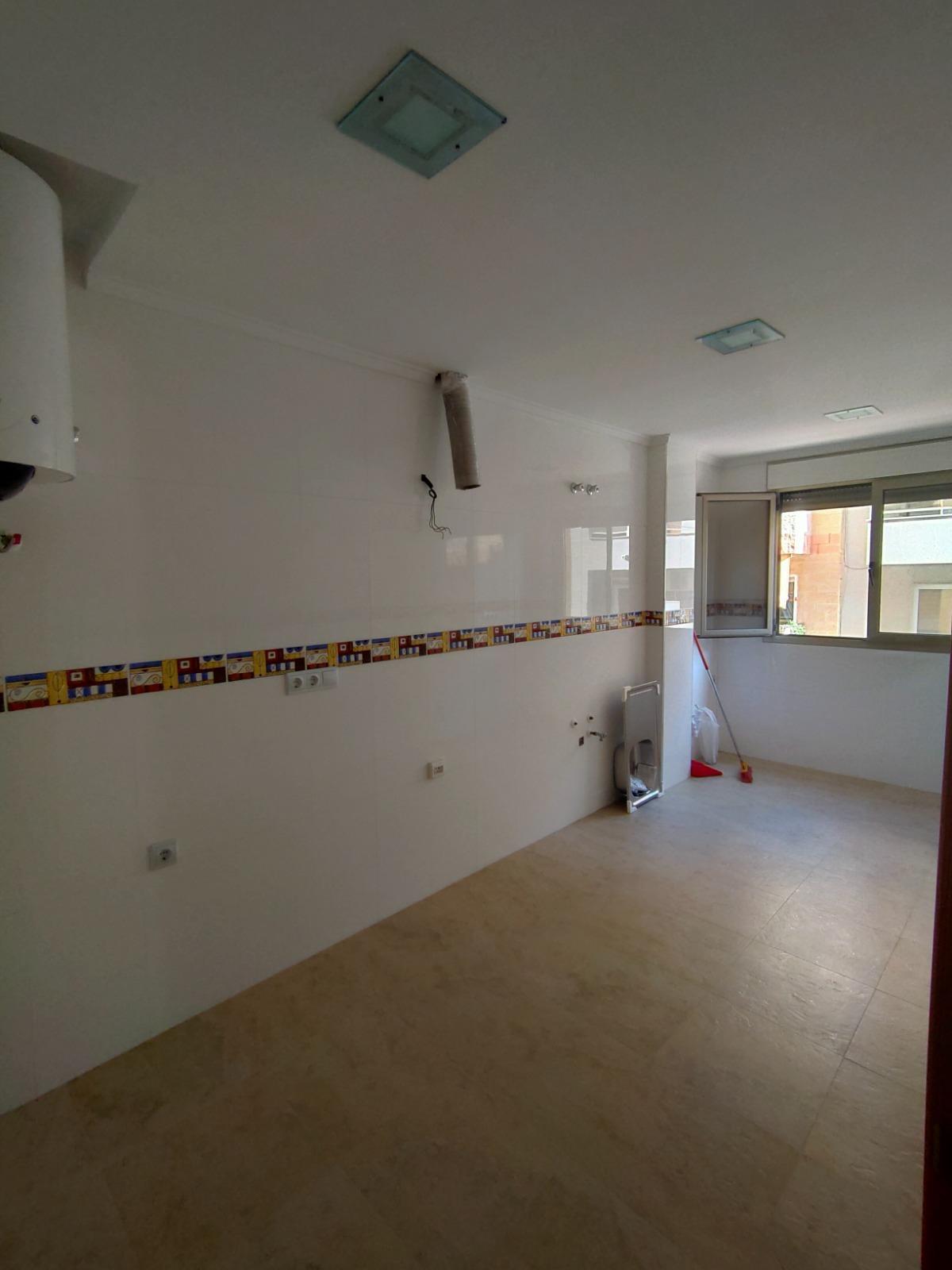 3 Bed, 2 Bath, ApartmentFor Sale, Torrevieja, Alicante