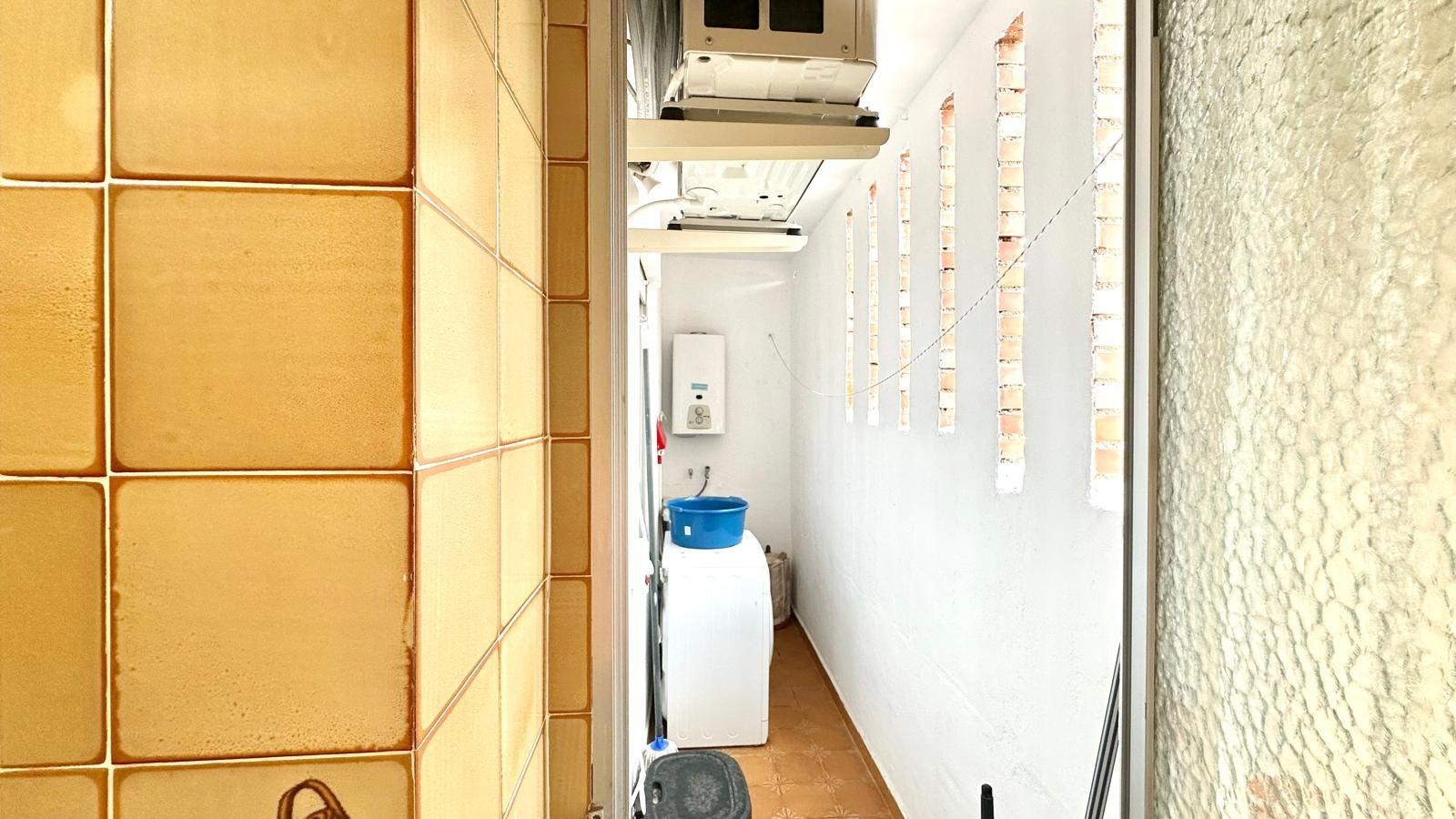 3 Bed, 1 Bath, ApartmentFor Sale, Torrevieja, Alicante