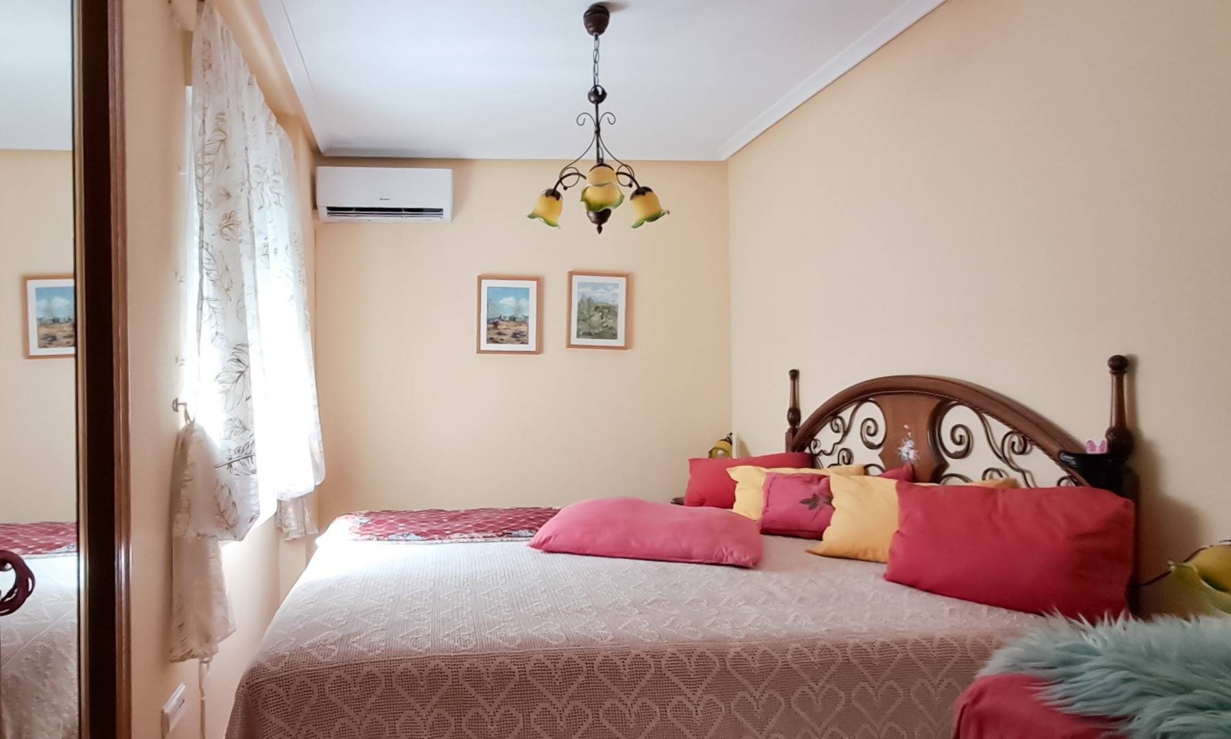 2 Bed, 1 Bath, ApartmentFor Sale, Torrevieja, Alicante