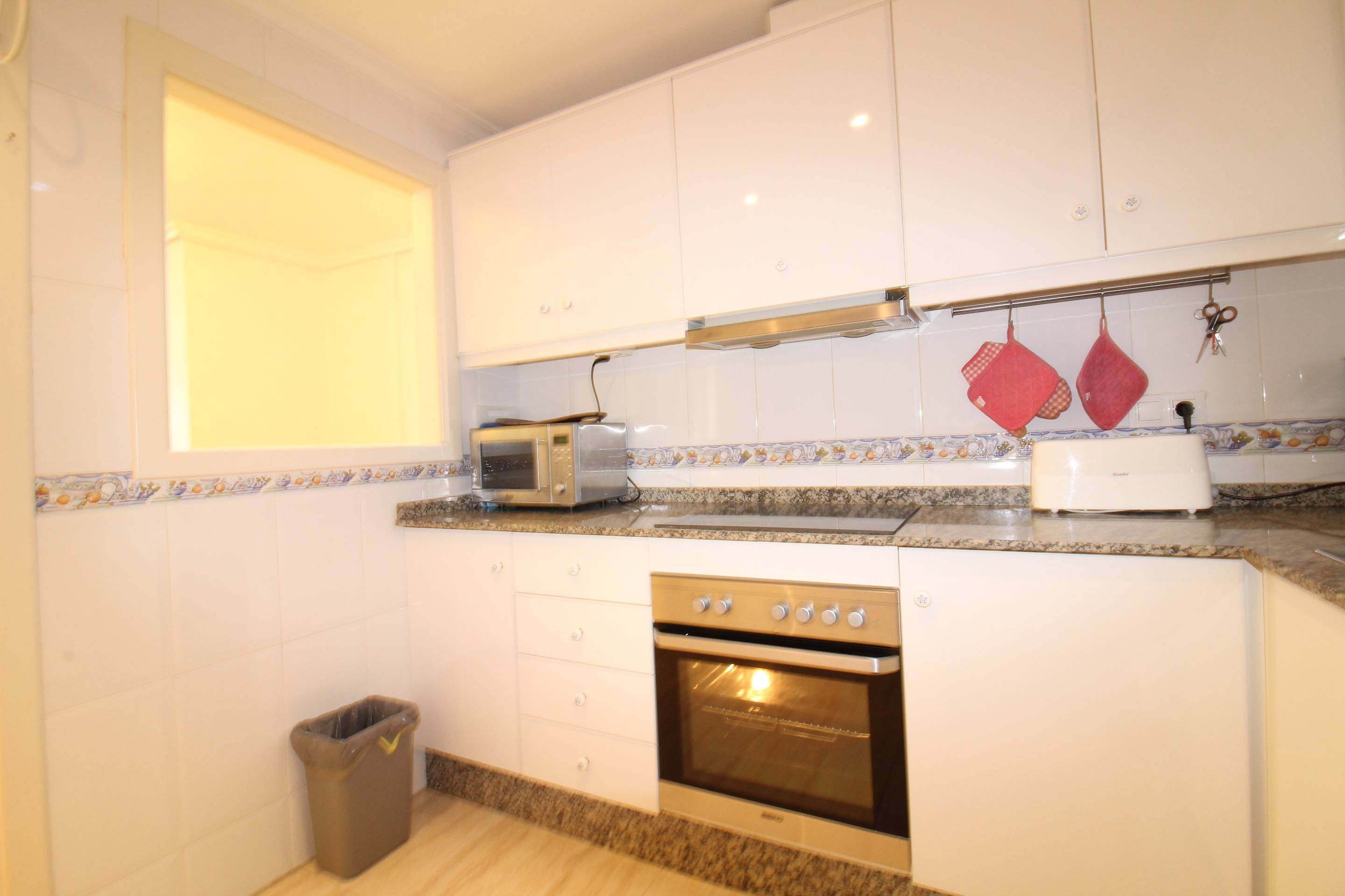 2 Bed, 1 Bath, ApartmentFor Sale, Torrevieja, Alicante