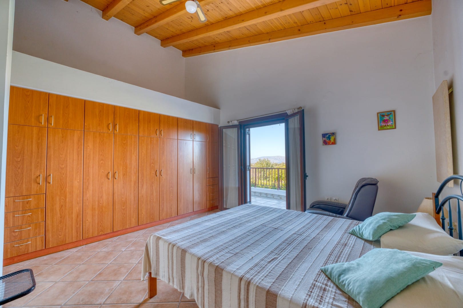 4 Bed, 2 Bath, HouseFor Sale, Chania, Crete