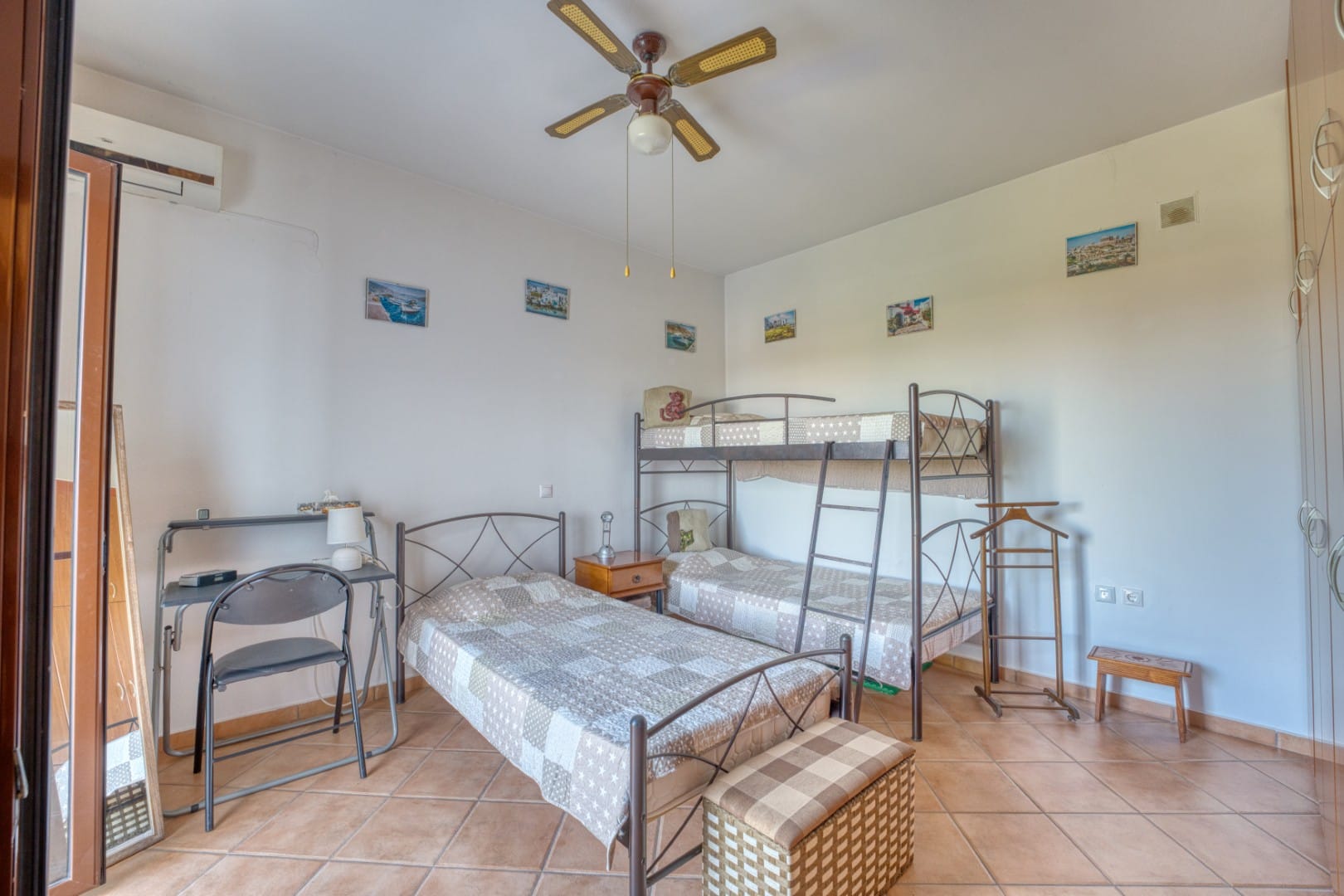 4 Bed, 2 Bath, HouseFor Sale, Chania, Crete