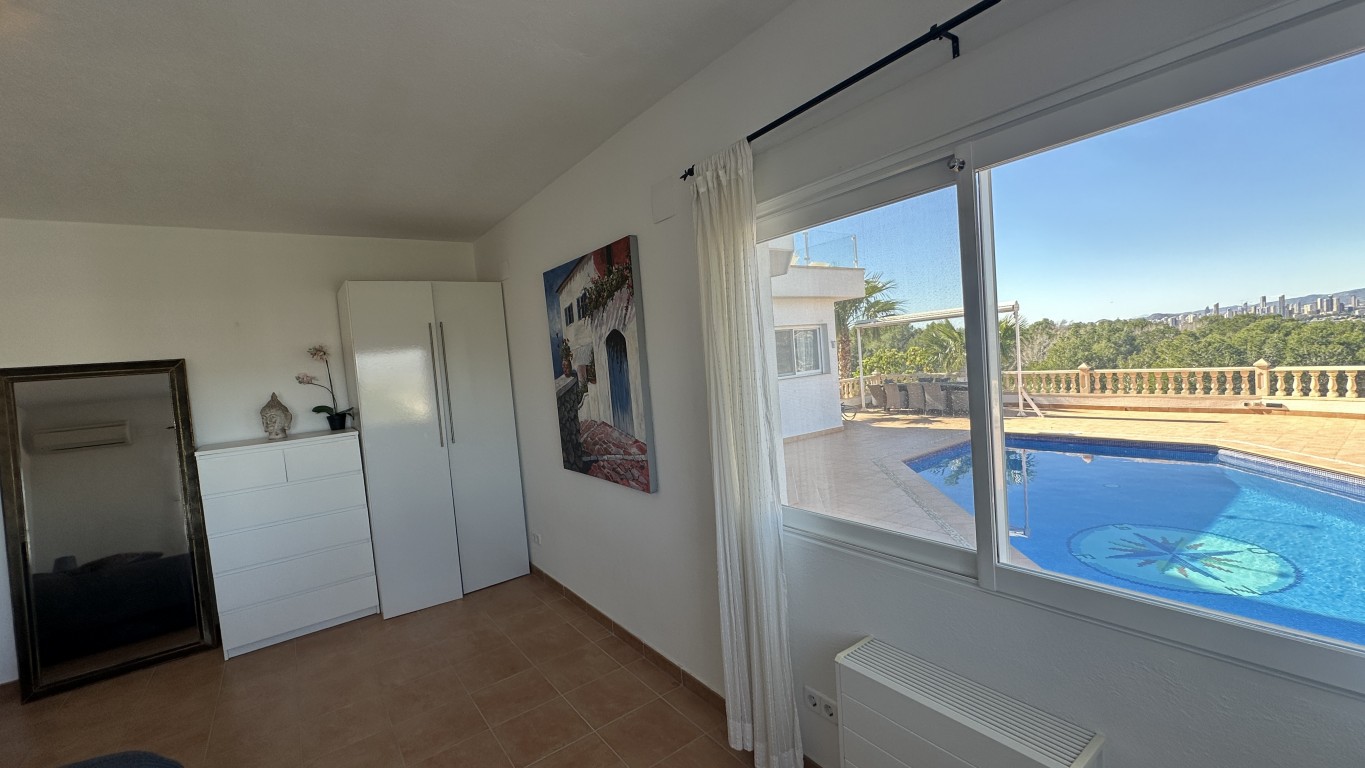 6 Bed, 4 Bath, HouseFor Sale, Albir, Alicante