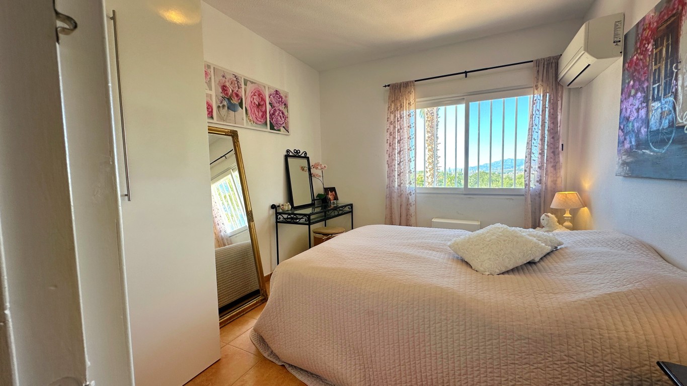 6 Bed, 4 Bath, HouseFor Sale, Albir, Alicante