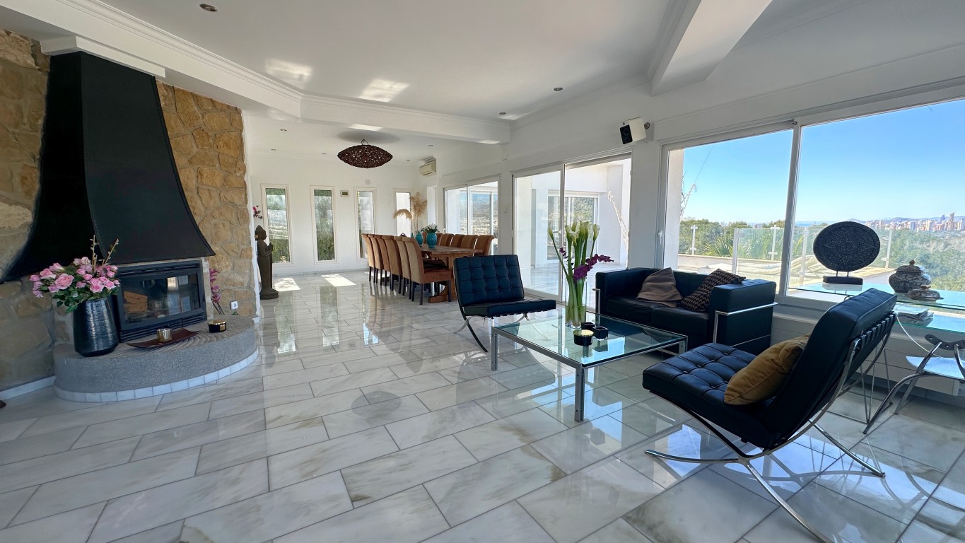 6 Bed, 4 Bath, HouseFor Sale, Albir, Alicante