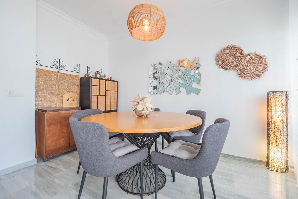 Alhaurin Golf, Malaga, 2 Bedrooms Bedrooms, ,2 BathroomsBathrooms,For Sale,R5317363