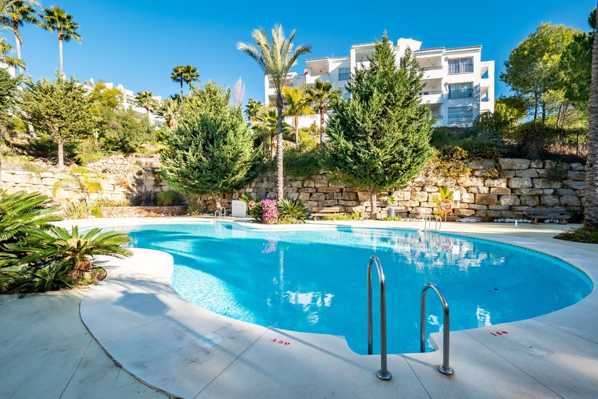 Alhaurin Golf, Malaga, 2 Bedrooms Bedrooms, ,2 BathroomsBathrooms,For Sale,R5317363