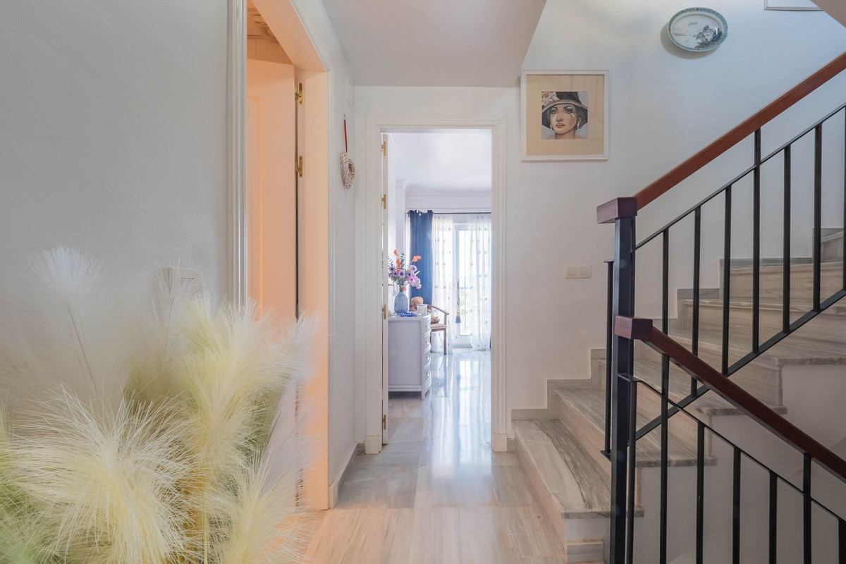 Alhaurin Golf, Malaga, 2 Bedrooms Bedrooms, ,2 BathroomsBathrooms,For Sale,R5317363