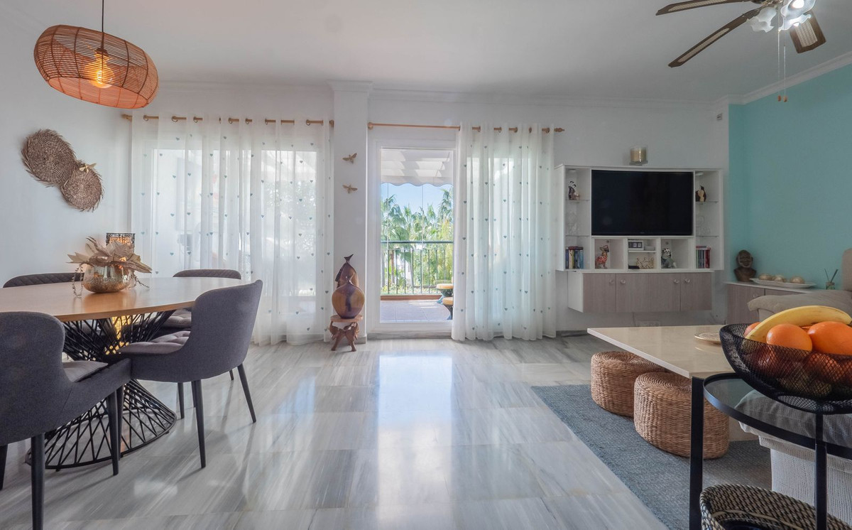 Alhaurin Golf, Malaga, 2 Bedrooms Bedrooms, ,2 BathroomsBathrooms,For Sale,R5317363