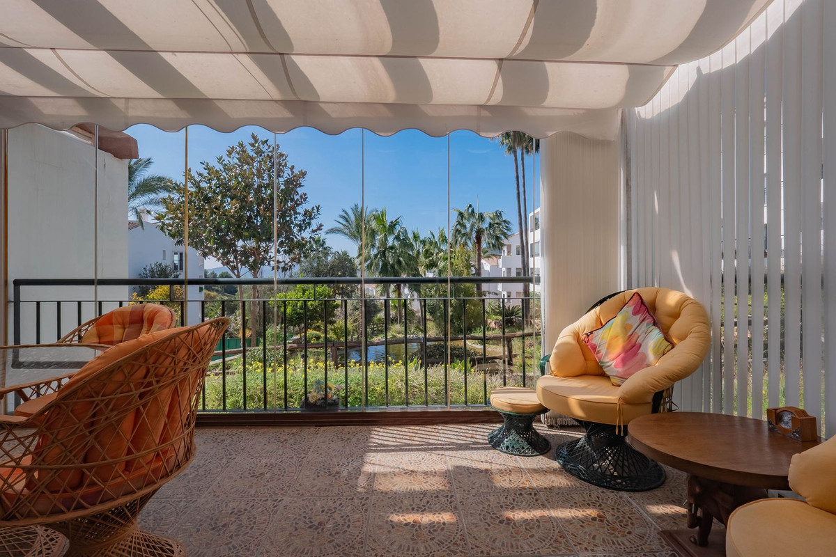 Alhaurin Golf, Malaga, 2 Bedrooms Bedrooms, ,2 BathroomsBathrooms,For Sale,R5317363