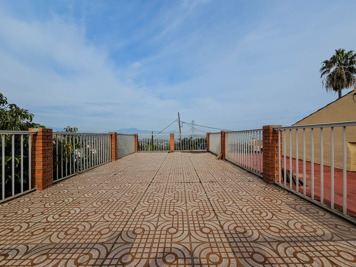 Alhaurin el Grande, Malaga, 5 Bedrooms Bedrooms, ,3 BathroomsBathrooms,For Sale,R5320033