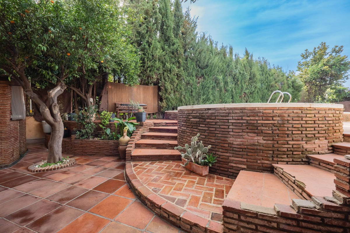 Alhaurin el Grande, Malaga, 5 Bedrooms Bedrooms, ,3 BathroomsBathrooms,For Sale,R5320033