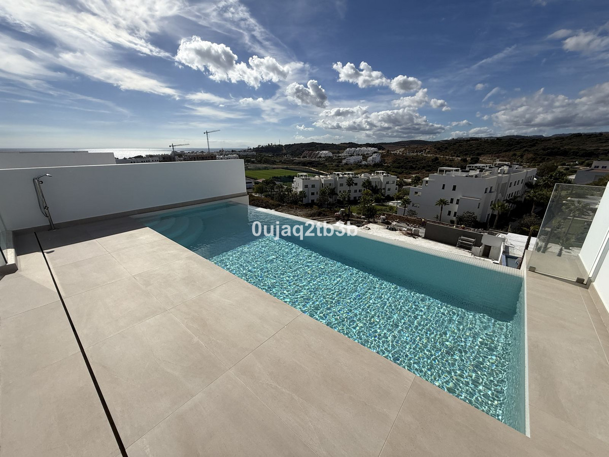 3 Bed, 3 Bath, ApartmentFor Sale, Estepona, Malaga